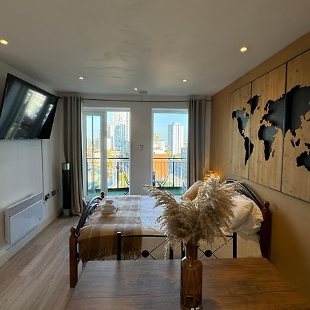 Cozy Flat With Balcony Leilighet London Eksteriør bilde