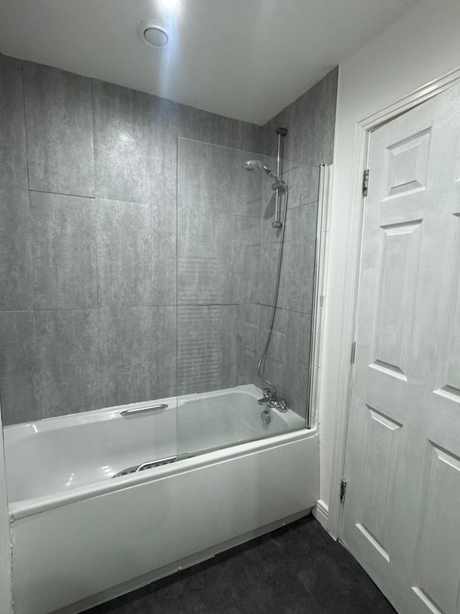 Cozy Flat With Balcony Leilighet London Eksteriør bilde